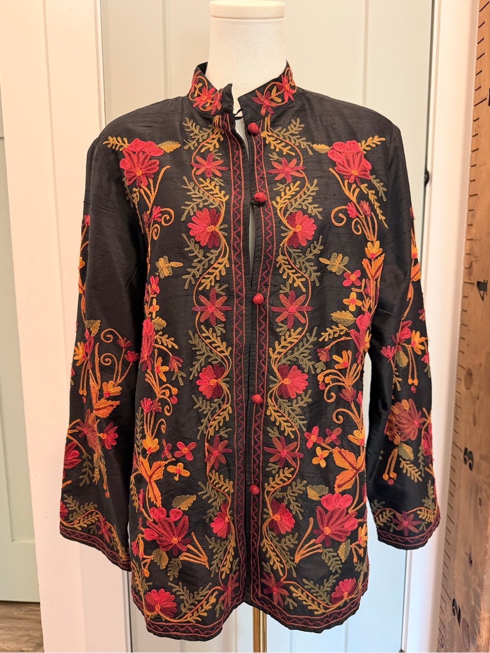 Vintage Coldwater Creek Silk Embroidered Jacket Kashmiri Statement Boho Y2K